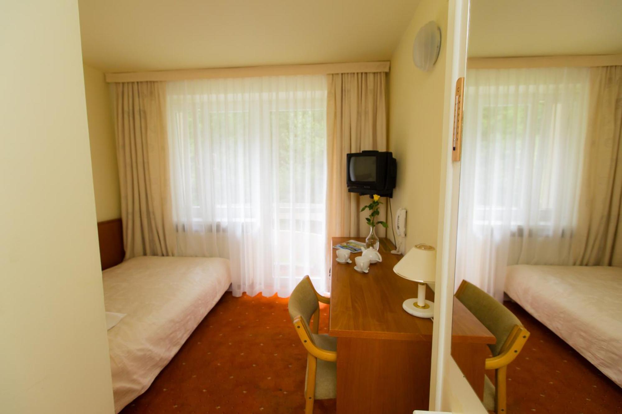 Geovita Krynica-Zdroj Habitación foto